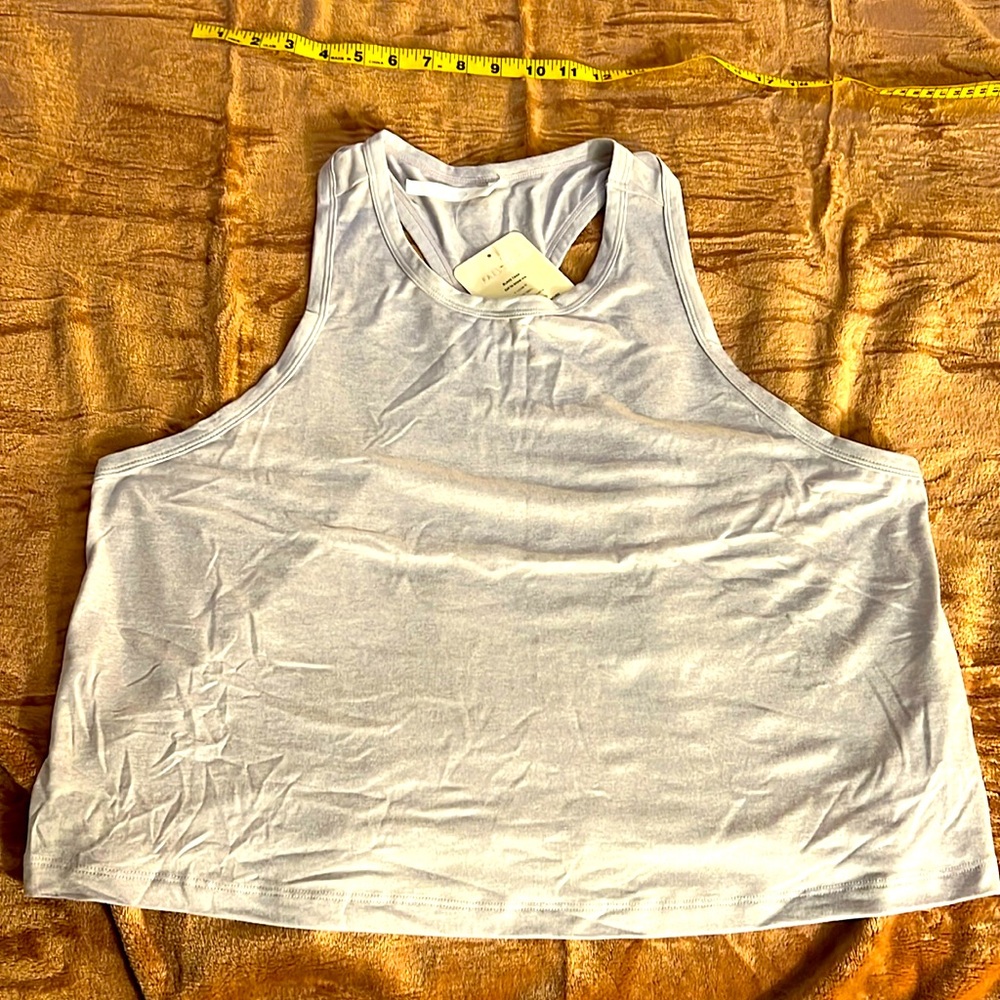 NWT Fabletics Cropped Tank - Picture 3 of 8